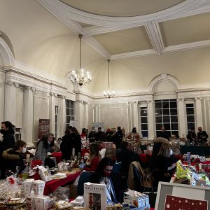 Christmas Bazaar a Londra, grande successo per l’evento del Circolo