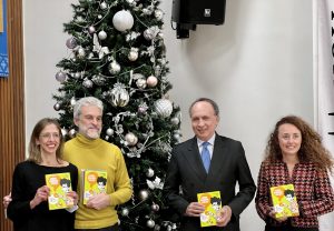 SIAL, la presentazione del libro "A Cosa Servono i Soldi?". Da sinistra a destra, in foto: la direttrice Ines Saltalamacchia, l'autore Pierdomenico Baccalario, il Console Generale Marco Villani e la scrittrice Simona Paravani-Mellinghoff.