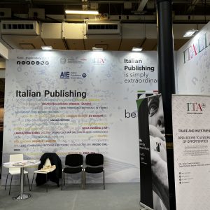 Ha successo già dal primo giorno la presenza italiana al London Book Fair 2022. Allo stand 6F30, libri e cultura vengono presentati al mondo.