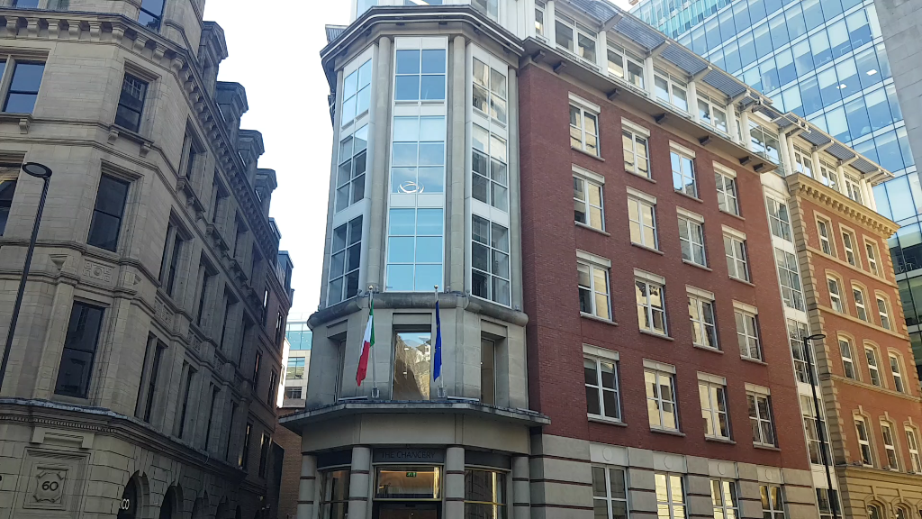 La sede del Consolato d'italia a Manchester (ph. Ln24)